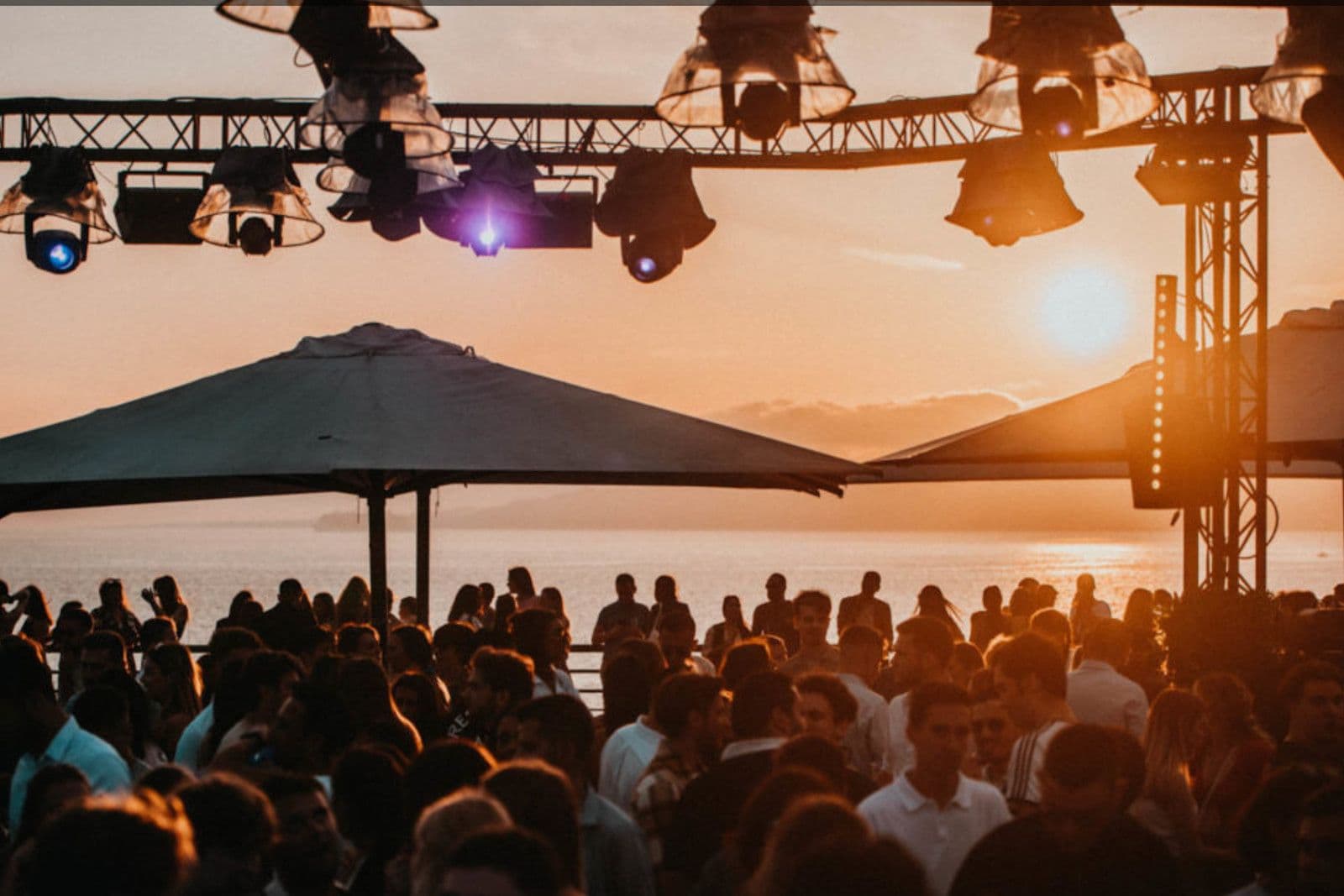 VTC Evenementiel a Marseille – Chauffeur prive pour vos occasions speciales